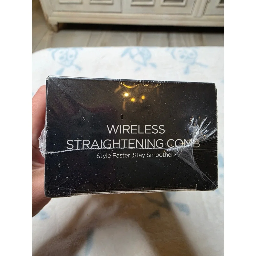Wireless Hair‎ Straightening Comb F9 Portable Cordless USB Charging Black